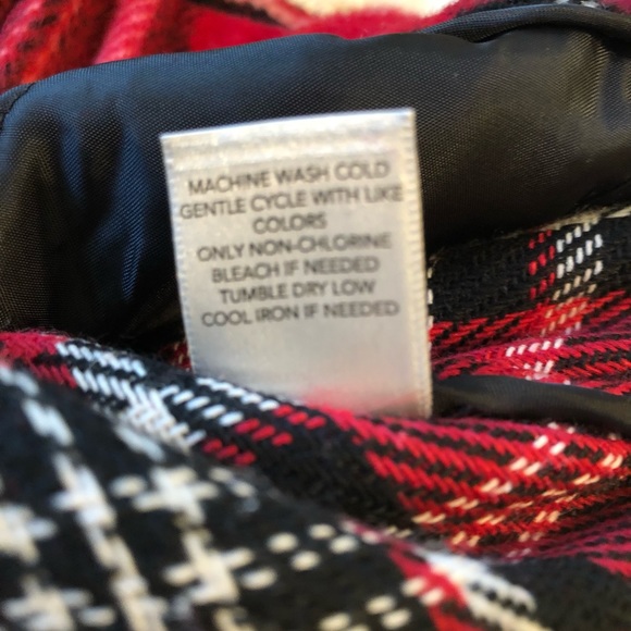 Christopher & Banks plaid “trucker style” jacket with fleece collar - Picture 4 of 5